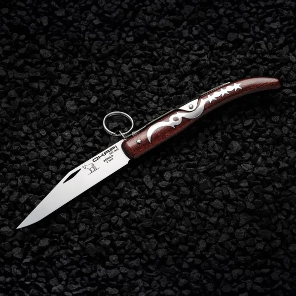 Okapi-Lock-Pocket-Knife-Lifestyle-03-min