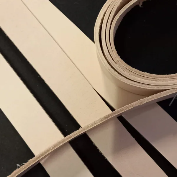 Veg Tan Leather Strips 1,5mm x 20mm x 1meter